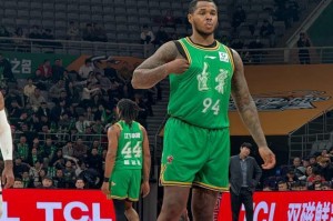 华体会登录入口-辽篮第一混子外援出现！场均仅5分还不被裁，杨鸣被障眼法欺骗了